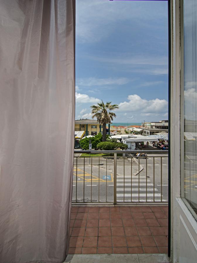 Hotel Ambra Viareggio Habitación foto