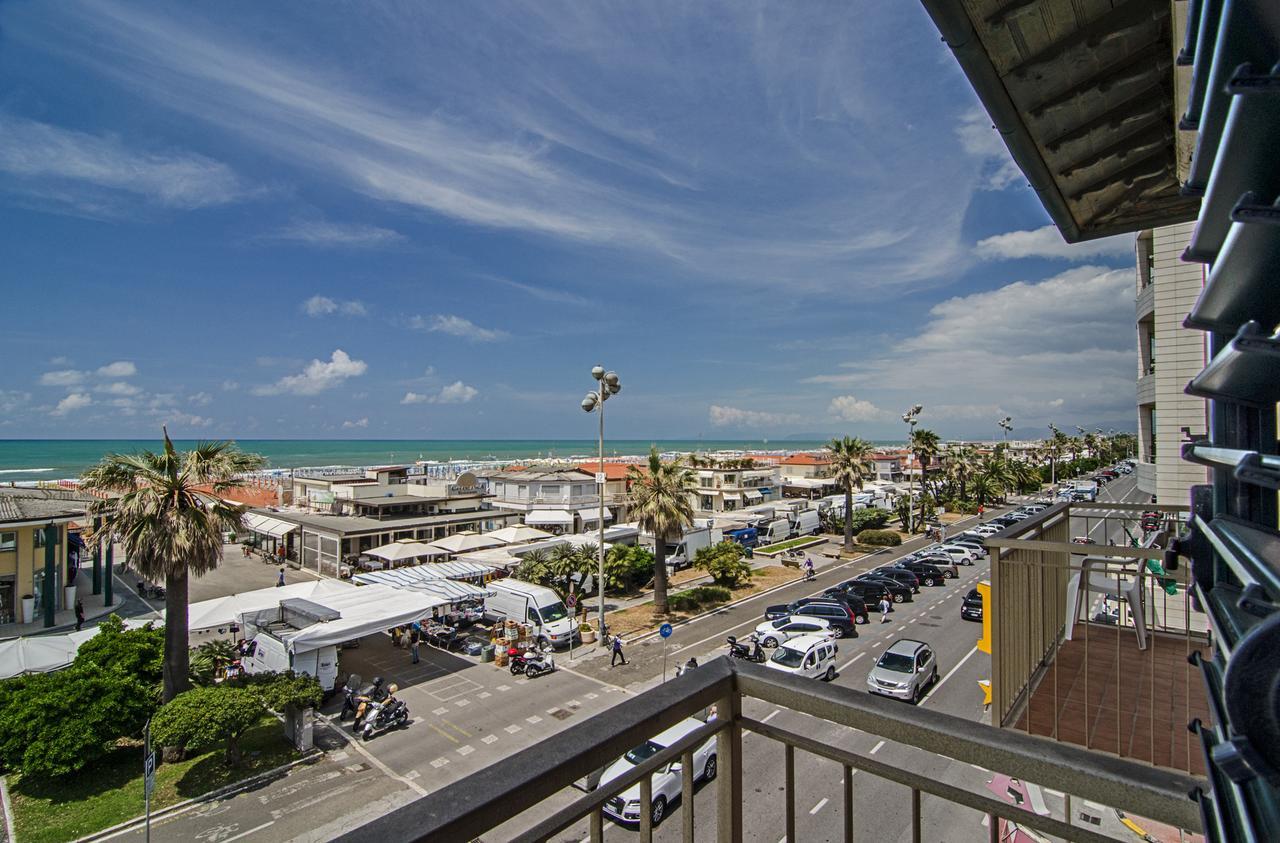 Hotel Ambra Viareggio Exterior foto